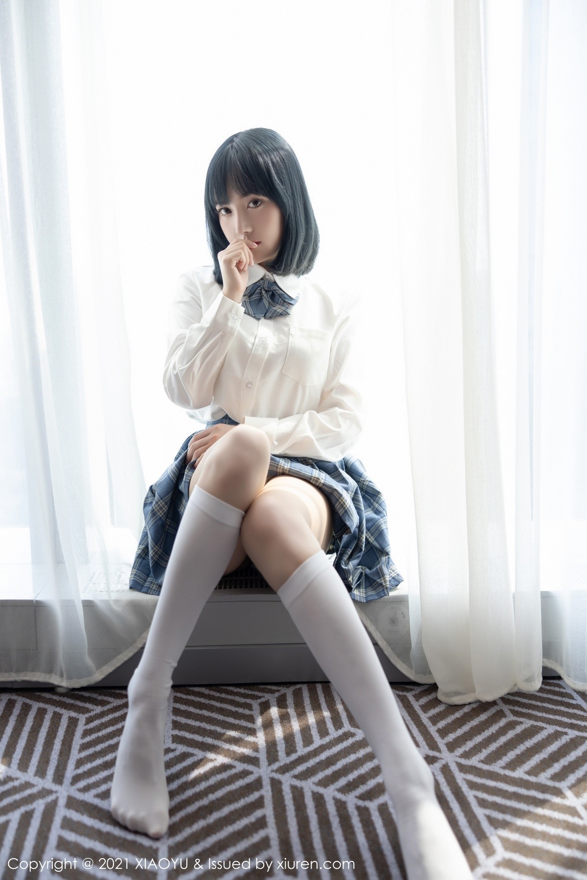 jpxgmn.cc[XiaoYu画语界]Vol.508_新人模特豆瓣酱JK制服半脱露粉色内裤秀浑圆翘臀诱惑写真56P