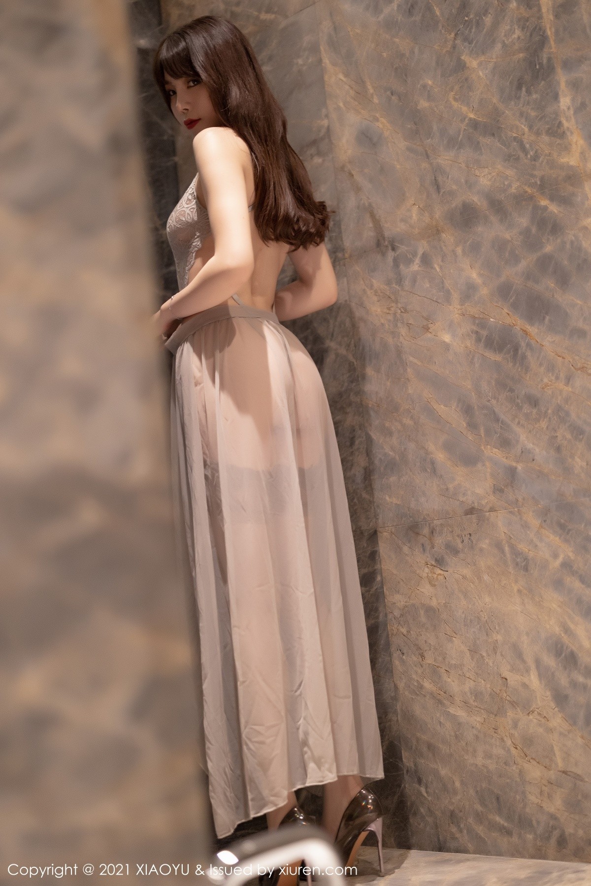 jpxgmn.cc[XiaoYu画语界]Vol.510_女神芝芝Booty私房薄纱裙露连体内衣蕾丝袜极致魅惑写真90P
