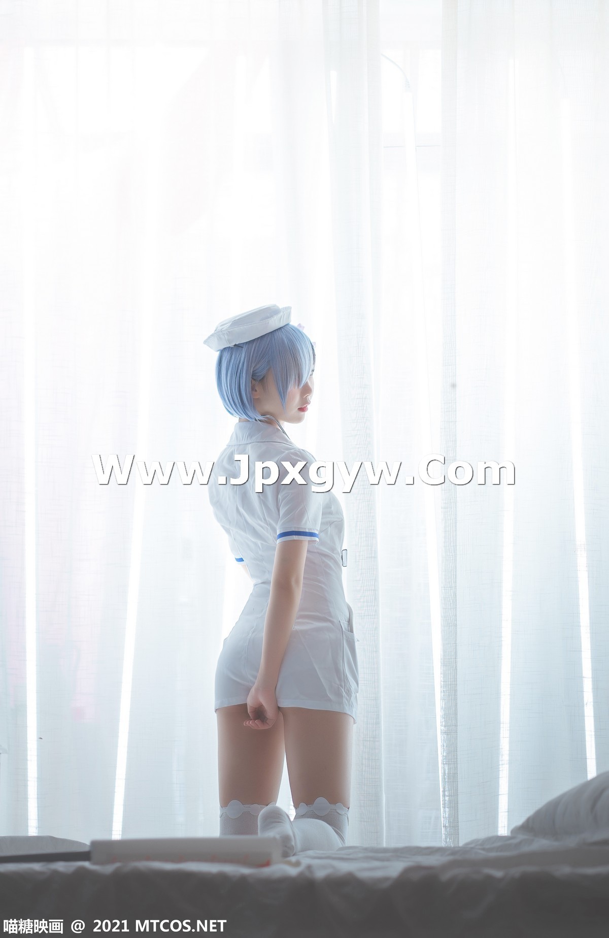 jpxgmn.cc[喵糖映画]Vol.387_蕾姆护士美女私房性感白丝吊袜秀翘臀美腿迷人诱惑写真20P