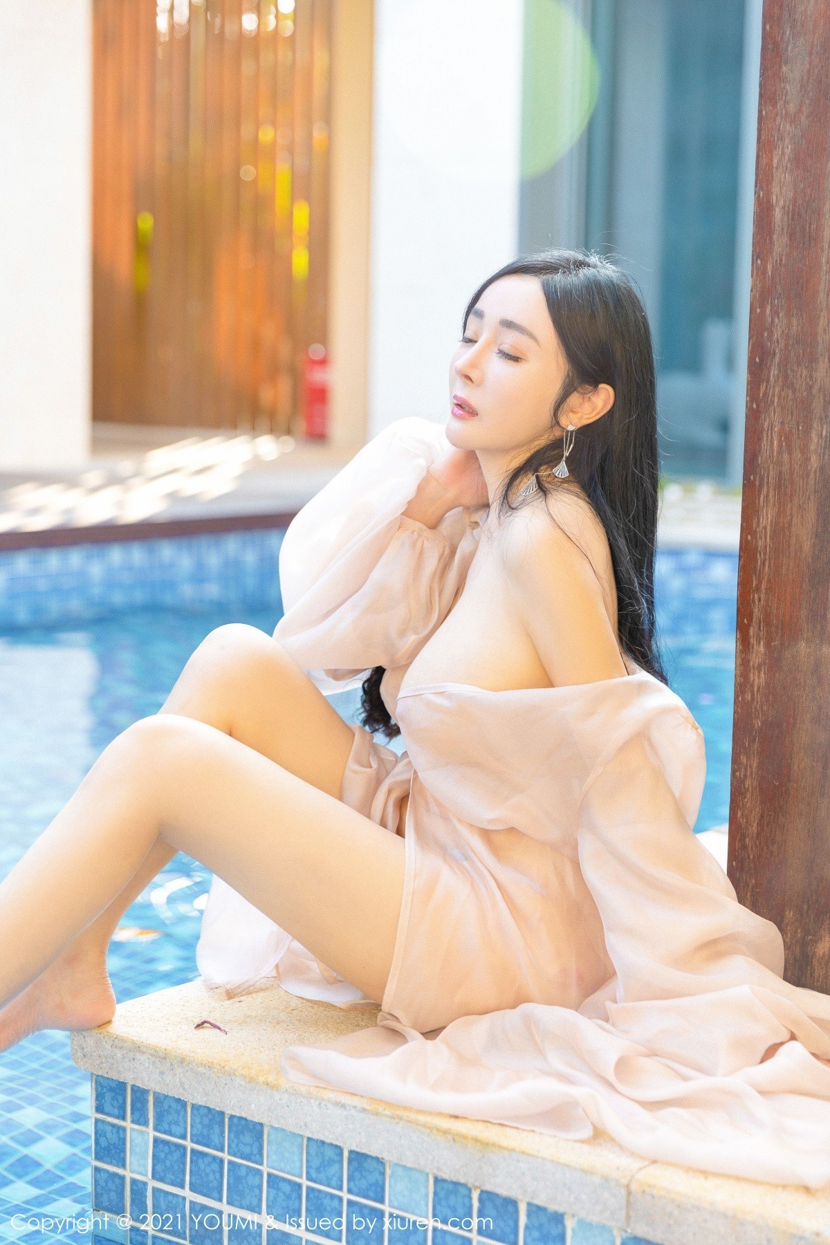 jpxgmn.cc[YouMi尤蜜荟]Vol.631_女神允爾三亚旅拍户外轻薄通透长裙露傲人豪乳极致诱惑写真76P