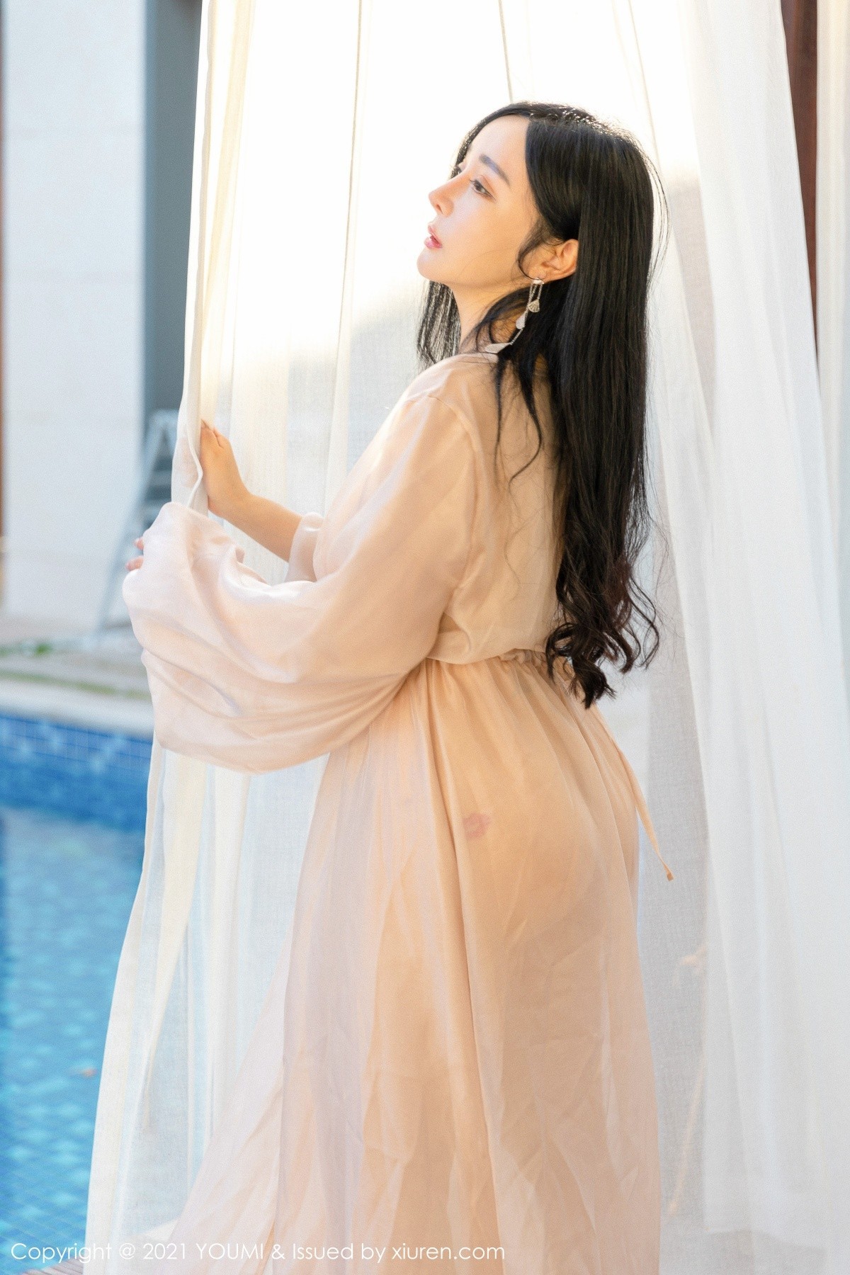 jpxgmn.cc[YouMi尤蜜荟]Vol.631_女神允爾三亚旅拍户外轻薄通透长裙露傲人豪乳极致诱惑写真76P