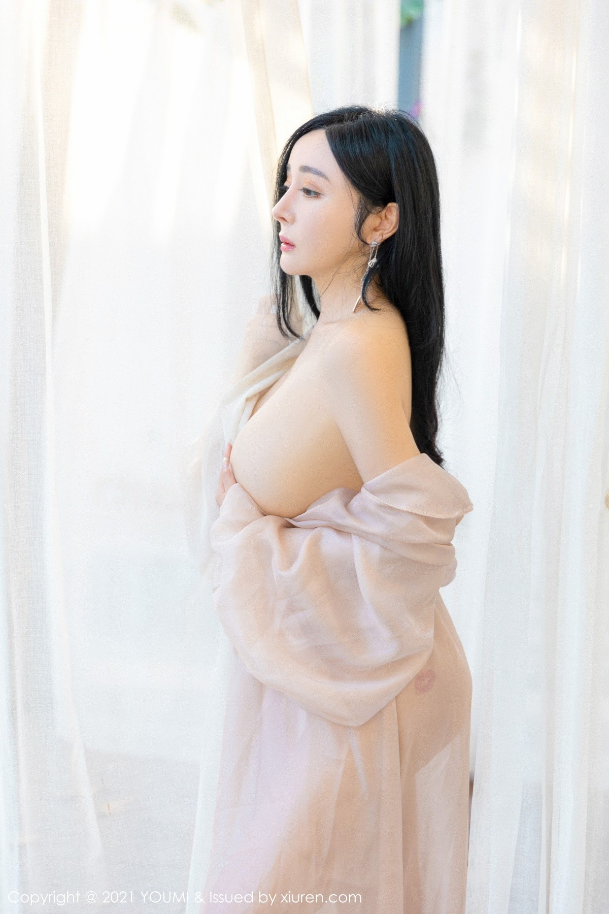 jpxgmn.cc[YouMi尤蜜荟]Vol.631_女神允爾三亚旅拍户外轻薄通透长裙露傲人豪乳极致诱惑写真76P