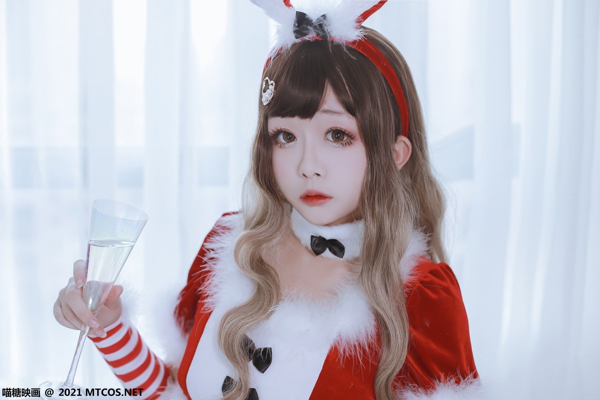 jpxgmn.cc[喵糖映画]Vol.389_红色服饰美少女私房兔女郎主题性感红丝网袜秀美腿诱惑写真33P