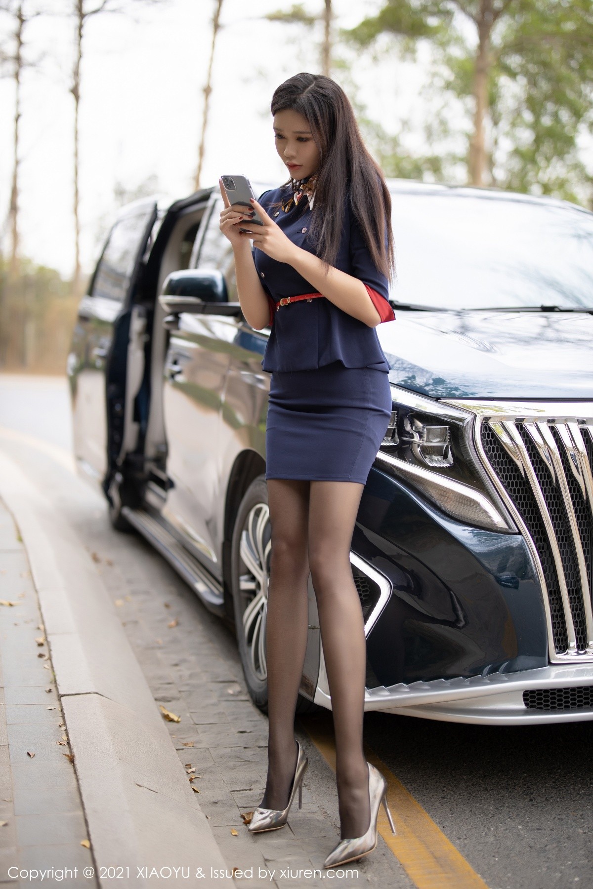 jpxgmn.cc[XiaoYu画语界]Vol.512_嫩模娜比时尚户外车拍主题性感黑色内衣配黑丝裤袜诱惑写真77P