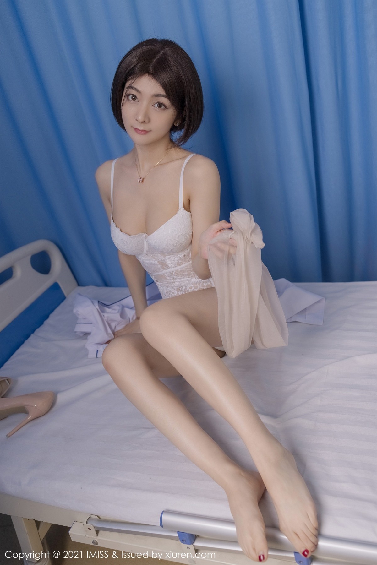 jpxgmn.cc[IMISS爱蜜社]Vol.580_女神Angela00淡雅靓丽护士制服露性感白色内衣迷人诱惑写真53P