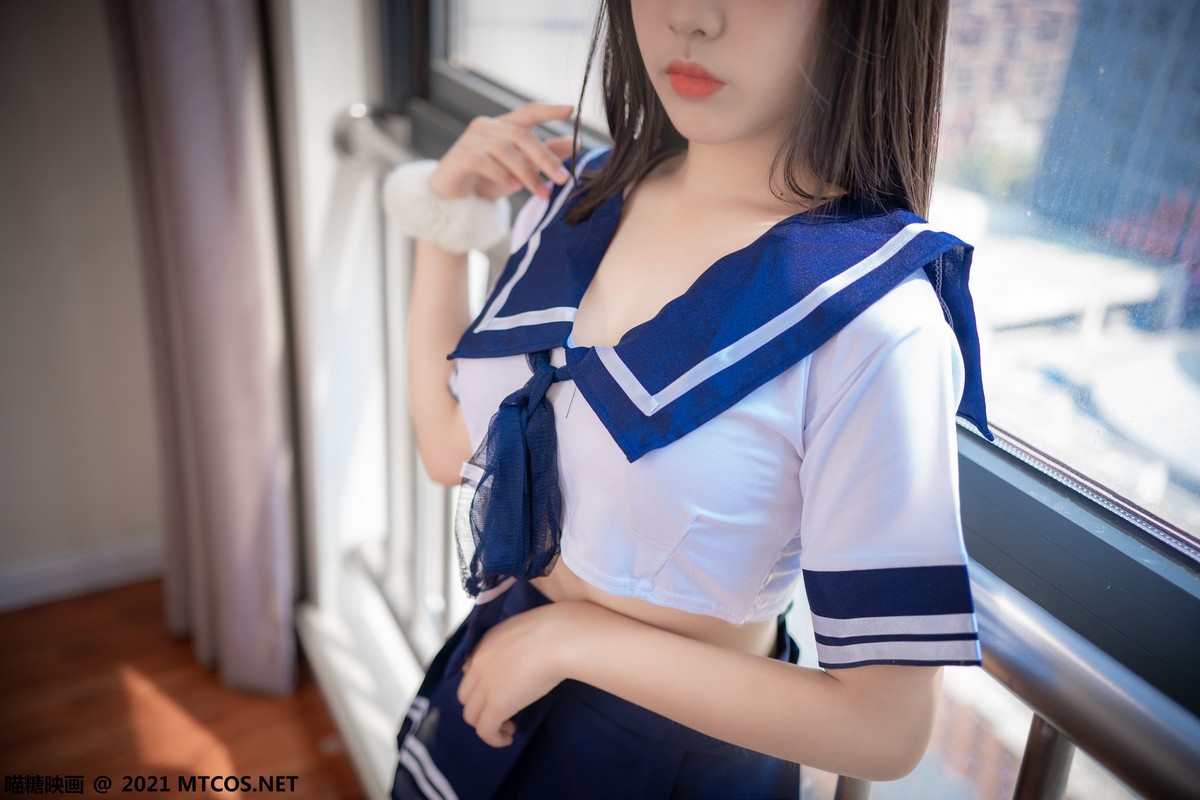 jpxgmn.cc[喵糖映画]Vol.392_靓丽学妹私房水手制服短裙下黑色腿袜秀美腿迷人诱惑写真21P