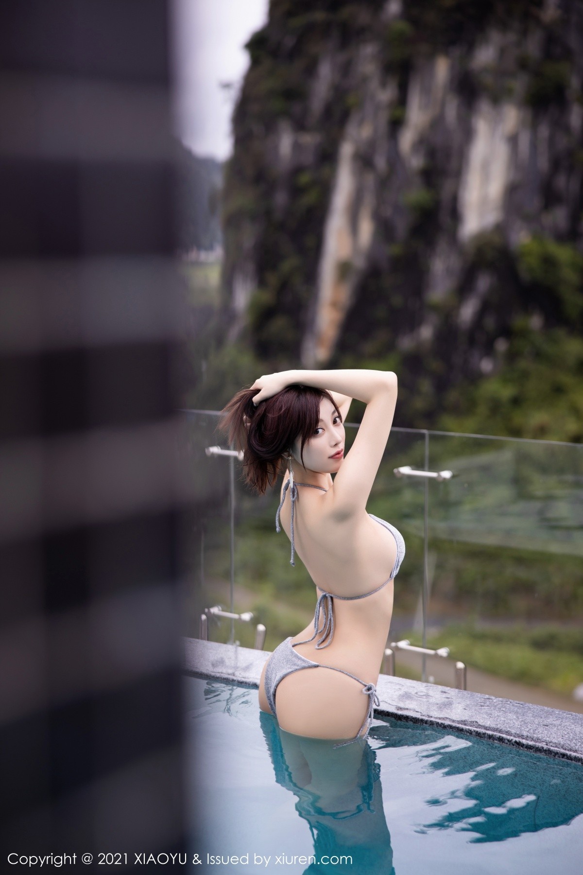 jpxgmn.cc[XiaoYu画语界]Vol.514_女神杨晨晨sugar清远旅拍户外泳池性感比基尼完美诱惑写真50P