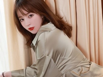 Vol.485_嫩模yoo优优脱职场西装露豹纹内衣秀白皙蜜桃臀骚扰写真45P
