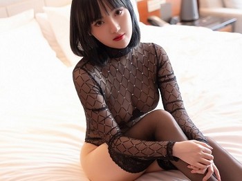 Vol.516_嫩模豆瓣酱私人黑色超透贴身衣配蕾丝袜秀火辣身材骚扰写真50P