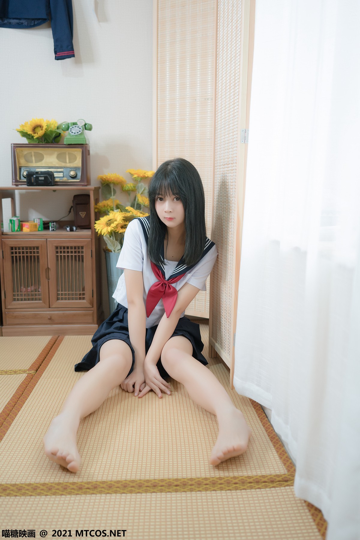 jpxgmn.cc[喵糖映画]Vol.396_清纯学妹私房性感JK制服半撩黑色短裙秀白嫩美腿迷人写真20P