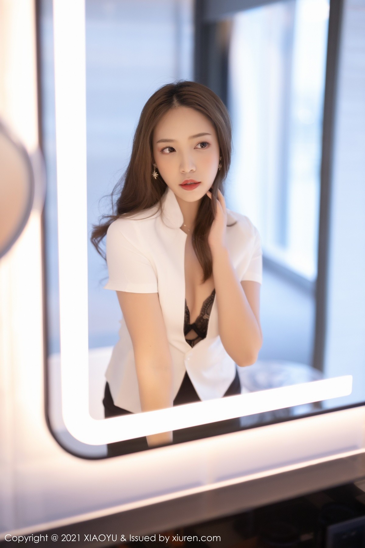 jpxgmn.cc[XiaoYu画语界]Vol.518_嫩模郑颖姗Bev黑短裙OL制服主题连体情趣内衣惹火诱惑写真77P