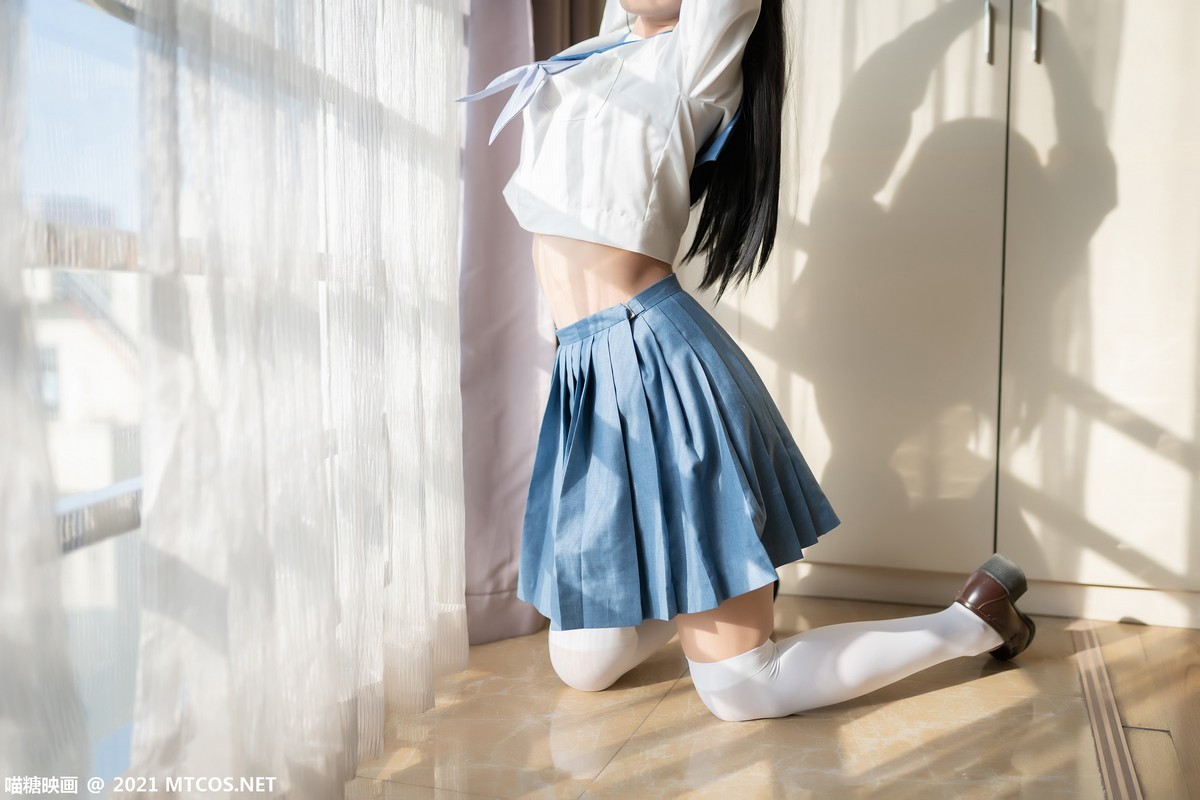 jpxgmn.cc[喵糖映画]Vol.399_JK制服少女清晨阳光主题性感百褶裙下白色腿袜秀美腿诱惑写真29P