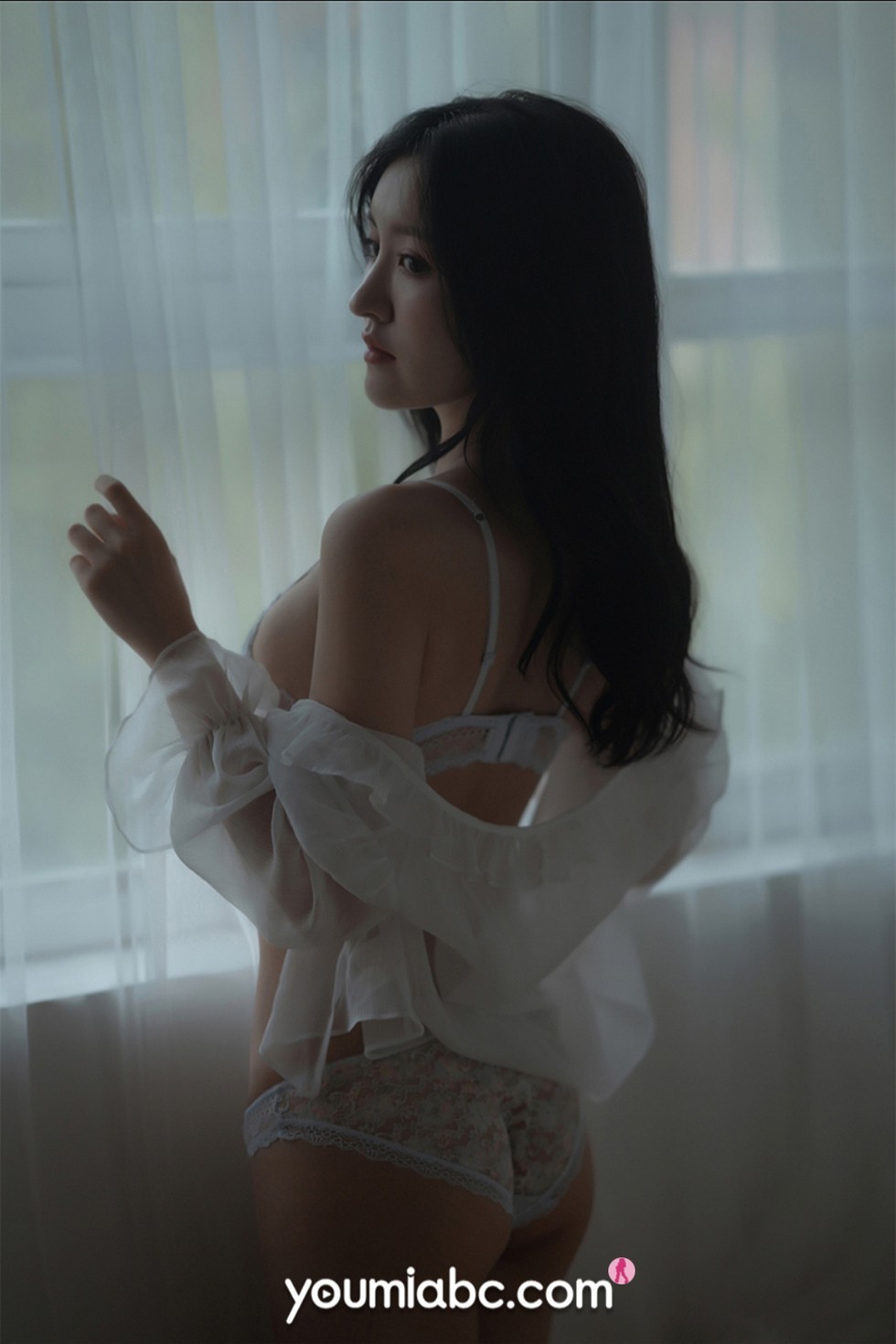 jpxgmn.cc[YouMi尤蜜]Vol.677_女神沈梦瑶私房暗色灯光下性感蕾丝内衣秀完美身材诱惑写真62P
