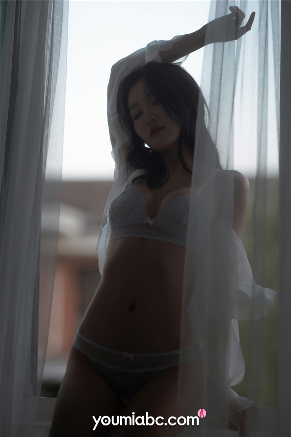 jpxgmn.cc[YouMi尤蜜]Vol.677_女神沈梦瑶私房暗色灯光下性感蕾丝内衣秀完美身材诱惑写真62P