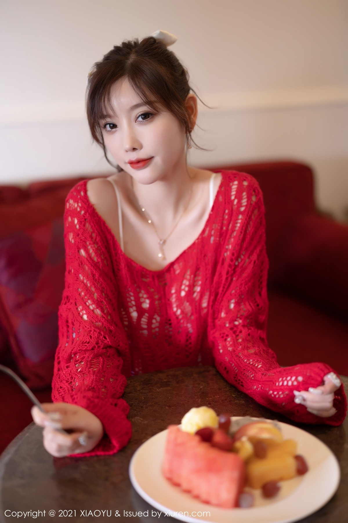 jpxgmn.cc[XiaoYu画语界]Vol.520_女神杨晨晨sugar西双版纳旅拍性感内衣配丁字裤秀翘臀诱惑写真70P