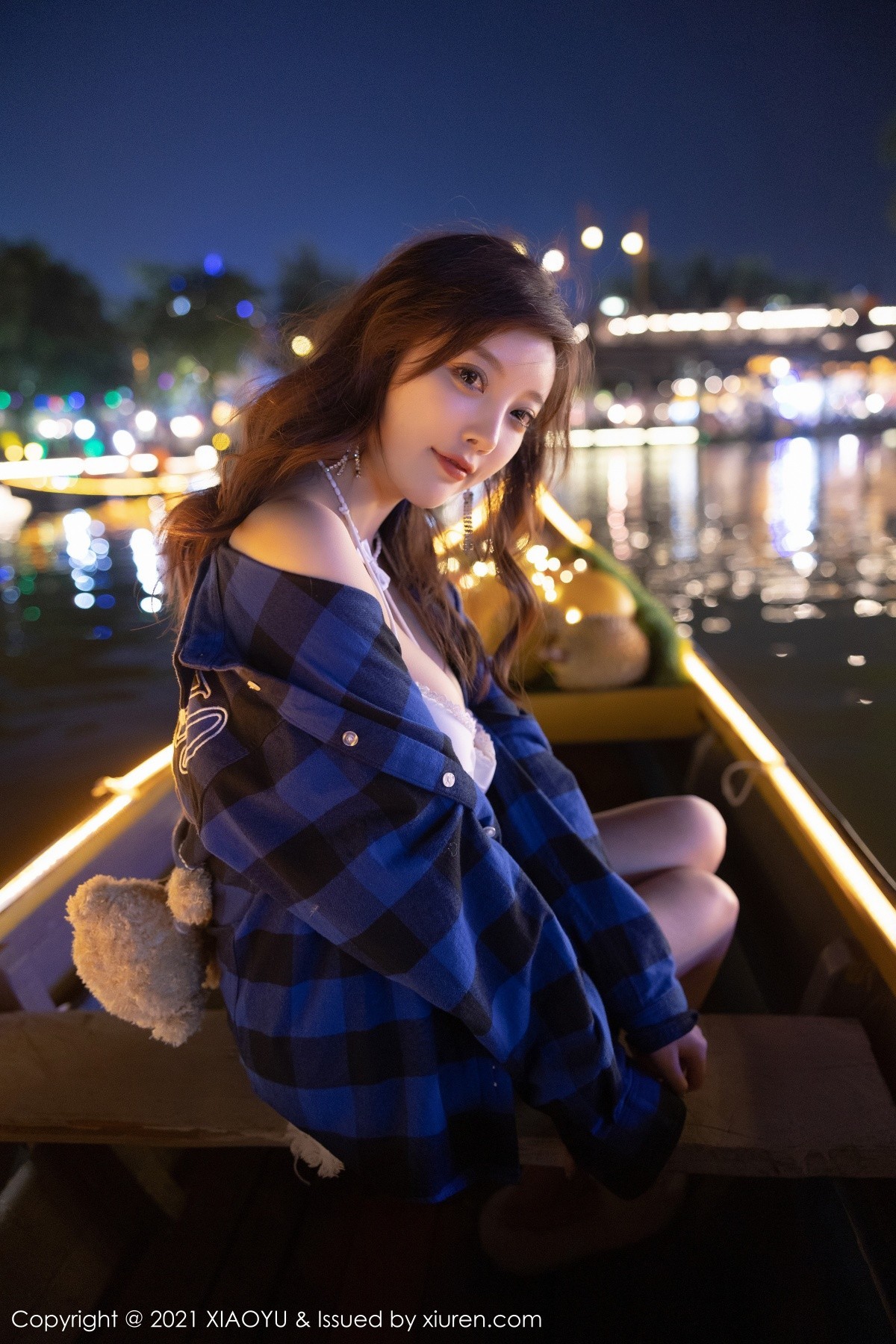 jpxgmn.cc[XiaoYu画语界]Vol.520_女神杨晨晨sugar西双版纳旅拍性感内衣配丁字裤秀翘臀诱惑写真70P