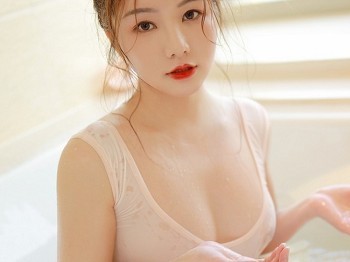 Vol.494_嫩模婠婠么私人浴缸粉色高叉贴身衣湿身秀火辣身材骚扰写真37P