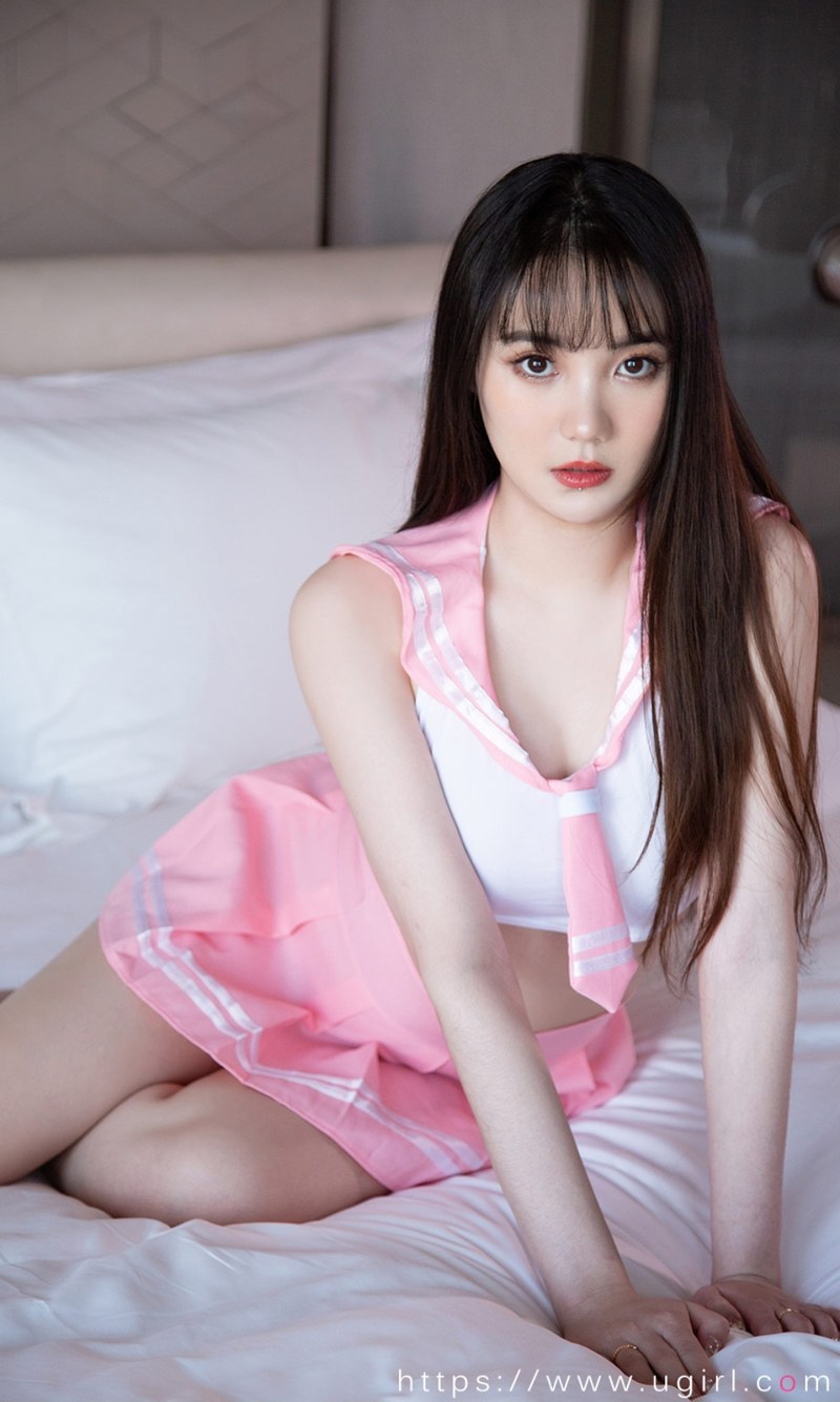 jpxgmn.cc[Ugirls爱尤物]No.2107_嫩模肉肉粉色学妹主题私房JK制服秀完美身材诱惑写真35P