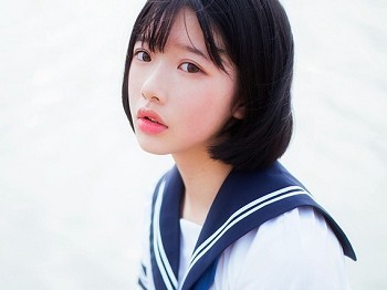 Vol.437_邻家少女性感JK工作服系列短裙配黑色丝袜袜秀美腿迷人骚扰写真30P