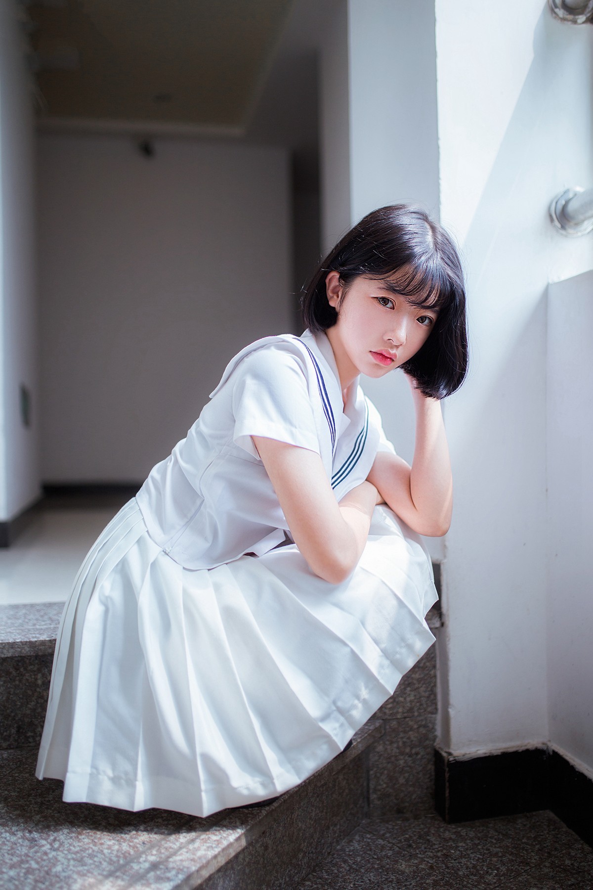 Jpxgyw.com_[喵糖映画]Vol.437_邻家少女性感JK制服系列短裙配黑丝袜秀美腿迷人诱惑写真30P