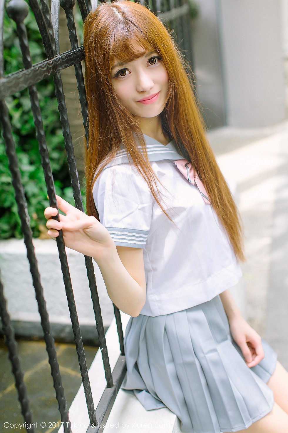 Jpxgyw.com[Tukmo兔几盟]Vol.094_嫩模赵乃莹性感学生装及成熟红色连身裙清爽迷人写真33P