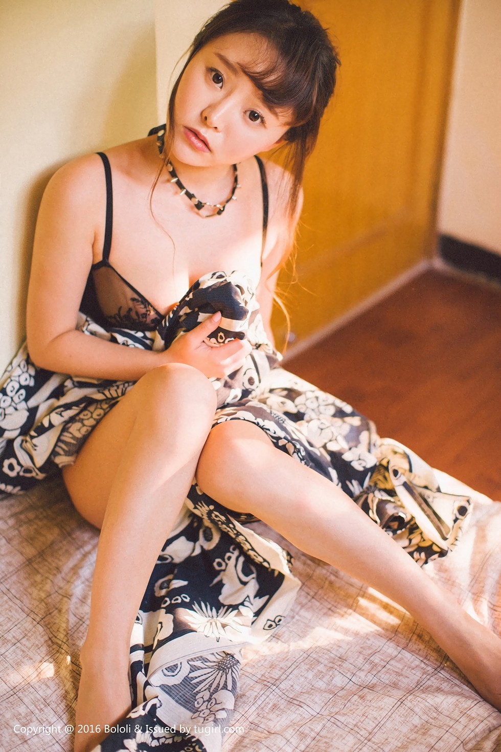 Jpxgyw.com[BoLoli波萝社新刊]Vol.114_嫩模柳侑绮居家和服半脱秀性感黑色内衣完美诱惑写真51P