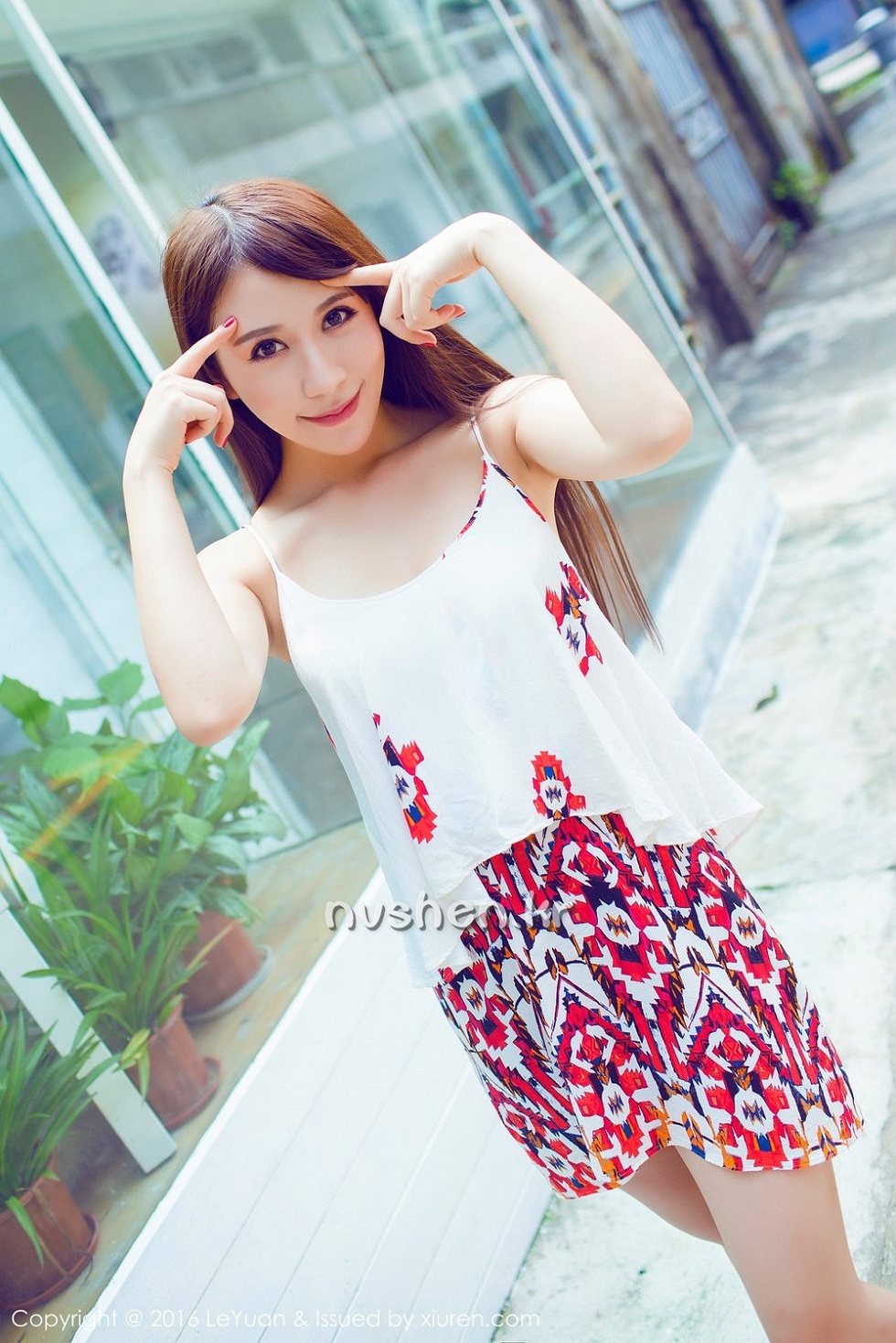 Jpxgyw.com[LeYuan星乐园]Vol.020_嫩模艾惟玲珑瓜子脸前凸后翘的完美身材白嫩美胸性感写真46P