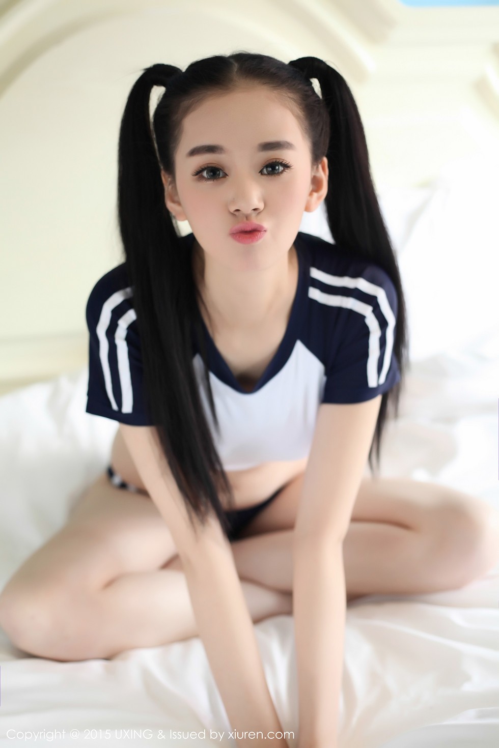 Jpxgyw.com[UXING优星馆]Vol.027_氧气美少女温馨baby清爽学生制服清新可人写真44P