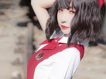 Vol.444_红色JK裙美少女户外太阳伞下秀完美身材性感迷人写真39P