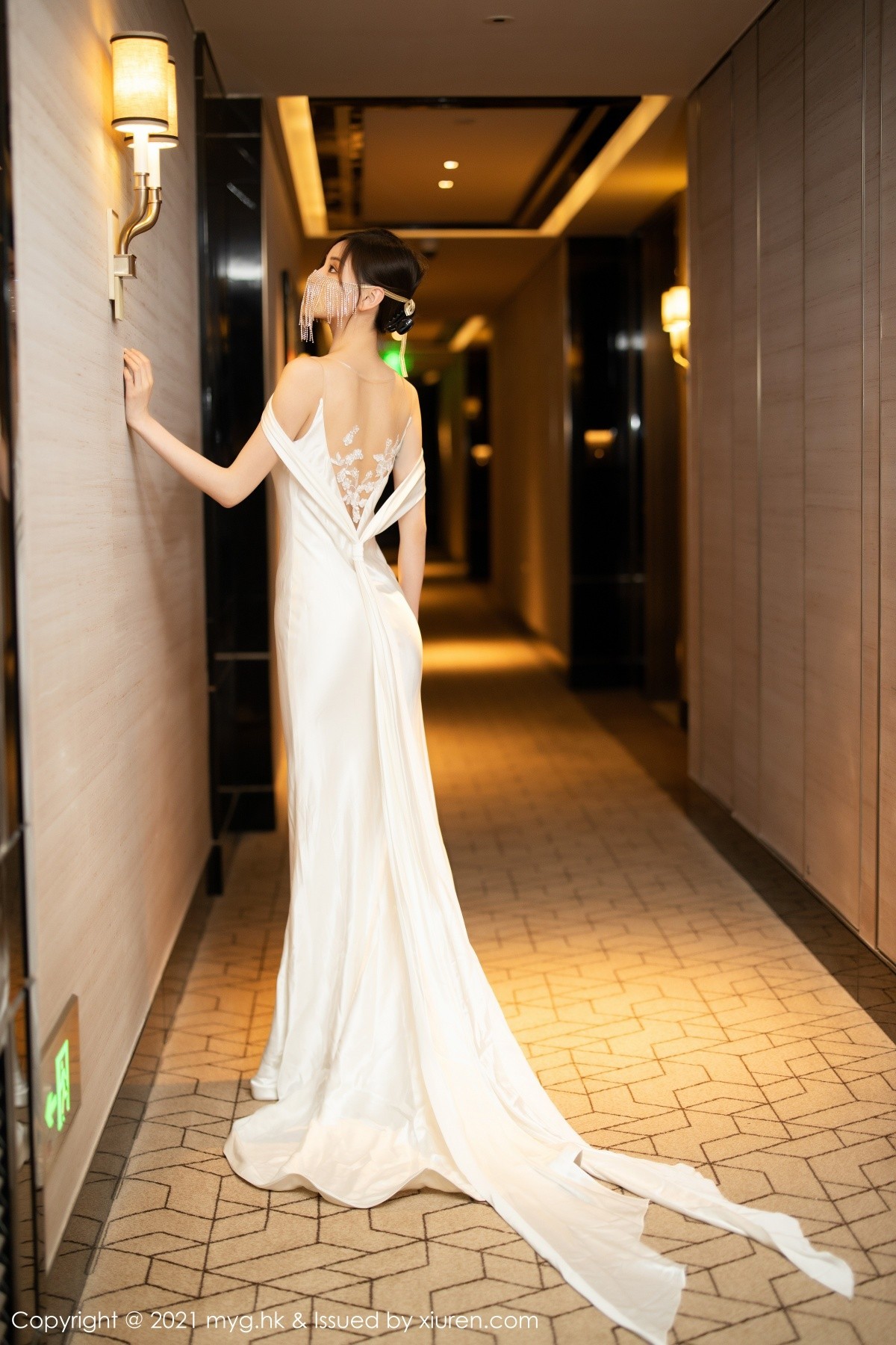 Jpxgyw.com_[MyGirl美媛馆]Vol.552_模特小夕juju江浙沪旅拍白色新娘服饰配肉丝裤袜迷人诱惑写真86P