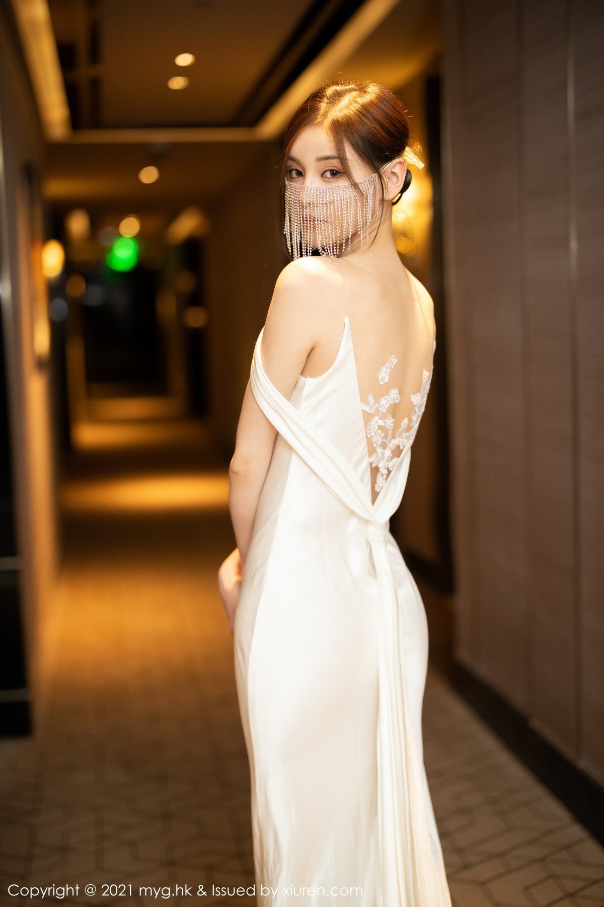 Jpxgyw.com_[MyGirl美媛馆]Vol.552_模特小夕juju江浙沪旅拍白色新娘服饰配肉丝裤袜迷人诱惑写真86P