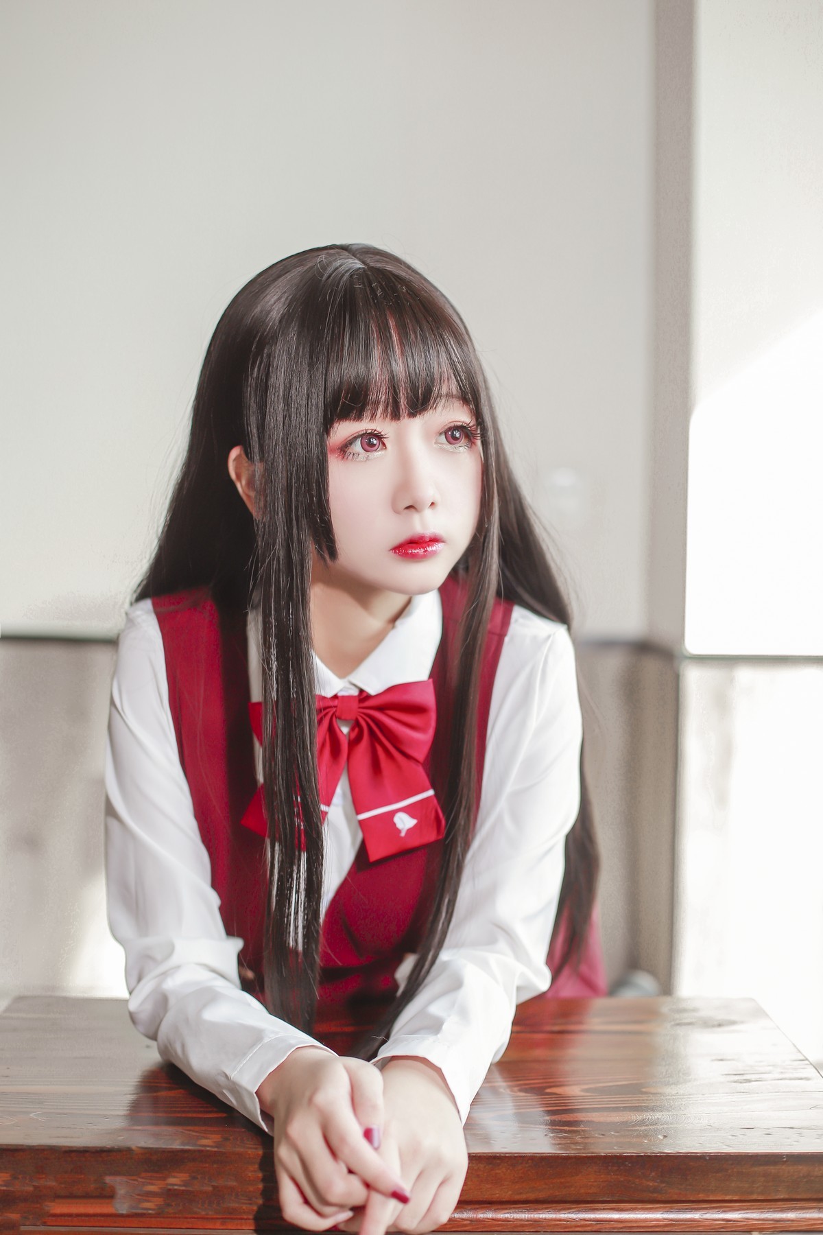 Jpxgyw.com_[喵糖映画]Vol.450_齐刘海美少女私房红色连身裙配白丝袜秀完美身材性感写真28P