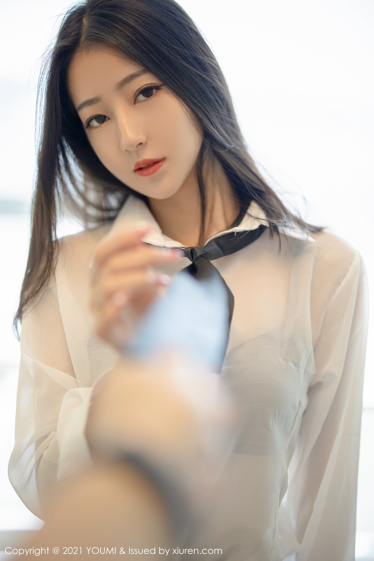 Jpxgyw.com_[YouMi尤蜜荟]Vol.669_新人妹子熊小诺私房脱黑短裙露超薄黑丝秀丁字裤诱惑写真75P