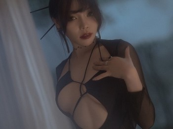 Vol.581_校花芝芝Booty森系朦胧私人主题黑色服饰配黑色丝袜吊袜骚扰写真88P