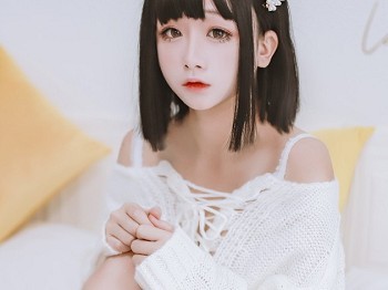 Vol.457_白色缕空毛衣小小妹妹私人低胸露豪乳半撩露白皙美腿骚扰写真20P