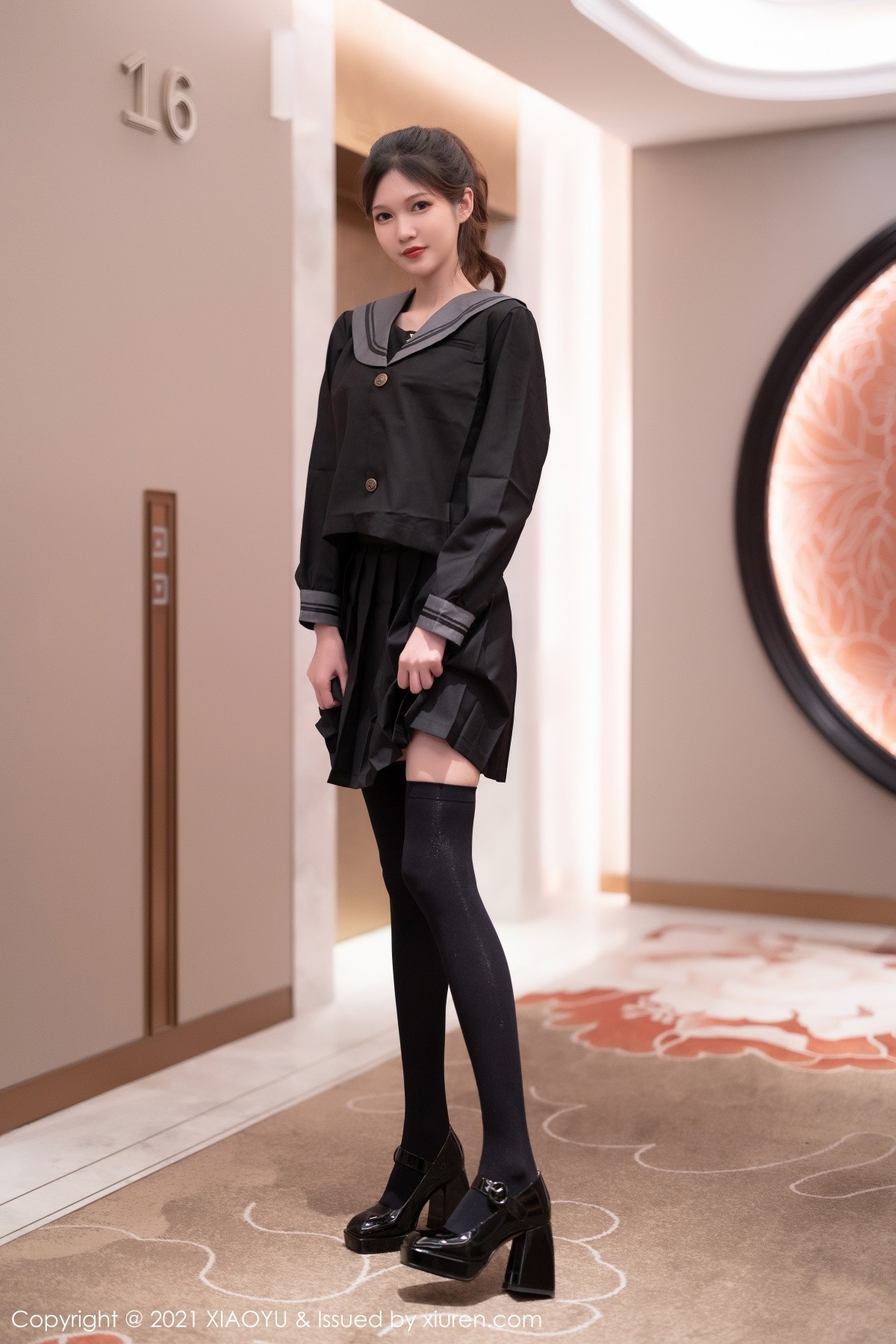 Jpxgyw.com_[XiaoYu画语界]Vol.591_模特程程程-学院风制服半脱露性感内衣配黑丝袜迷人诱惑写真57P