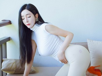 Vol.440_车模允爾阳朔自拍私人真空紧身服饰勾勒完美身材惹火骚扰写真56P