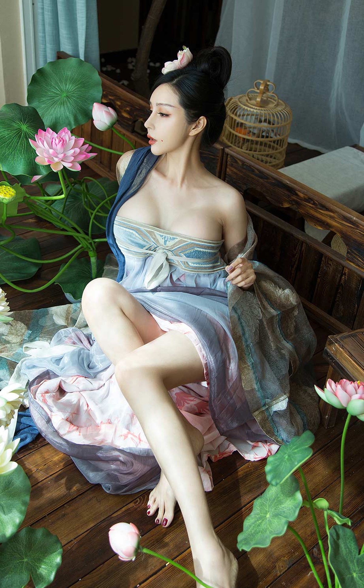 Jpxgyw.com_[Ugirls爱尤物]No.2152_爱尤物七夕合辑孟十朵等六大美女性感私房合集写真35P