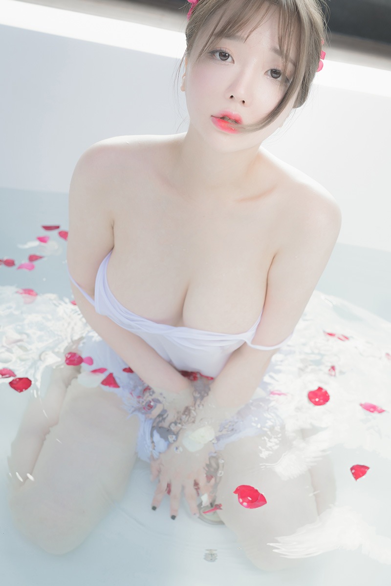 美女孙乐乐沐浴照尽显诱人好身材(图16)