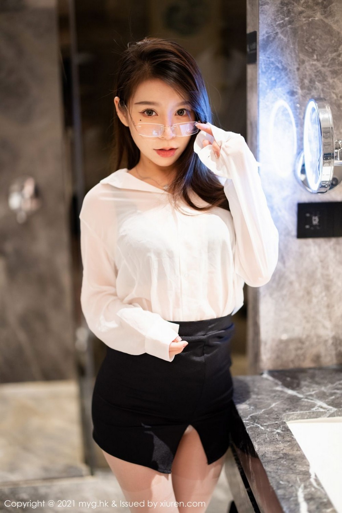 Jpxgyw.com_[MyGirl美媛馆]Vol.589_模特vetiver嘉宝贝儿杭州旅拍浴室半脱秀丰满身材湿身诱惑写真58P