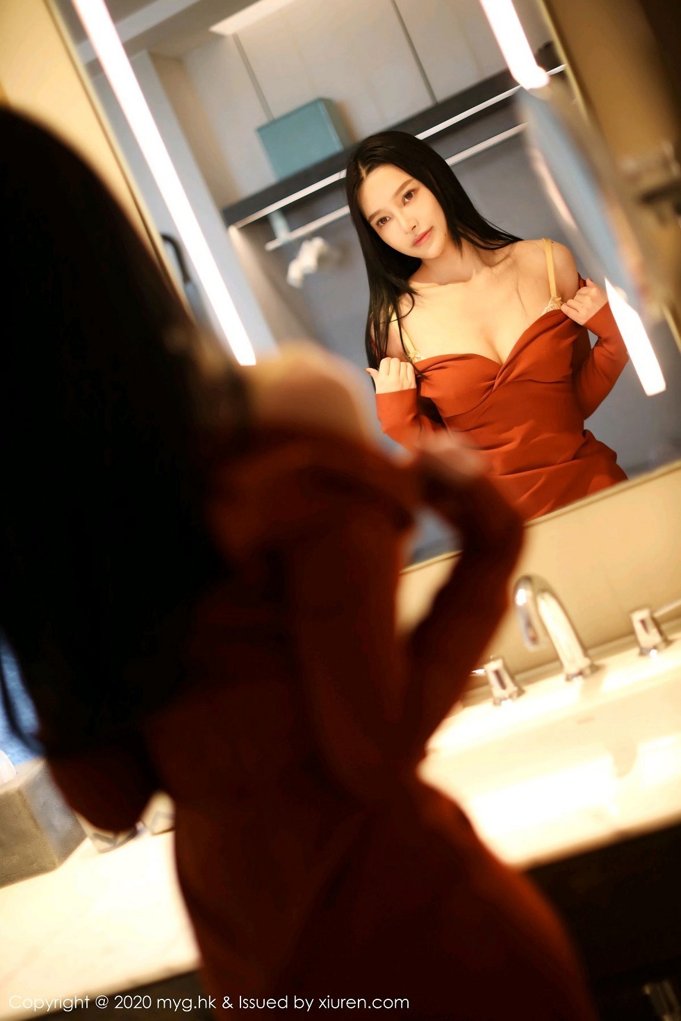 Jpxgyw.com_[MyGirl美媛馆]Vol.466_女神唐琪儿私房脱猩红连身裙露性感内衣蕾丝吊袜诱惑写真45P