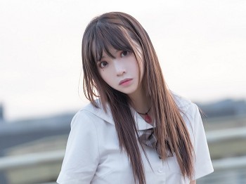Vol.375_忧郁少女户外性感白衬衣配百褶短裙黑色丝袜腿袜秀美腿迷人写真34P