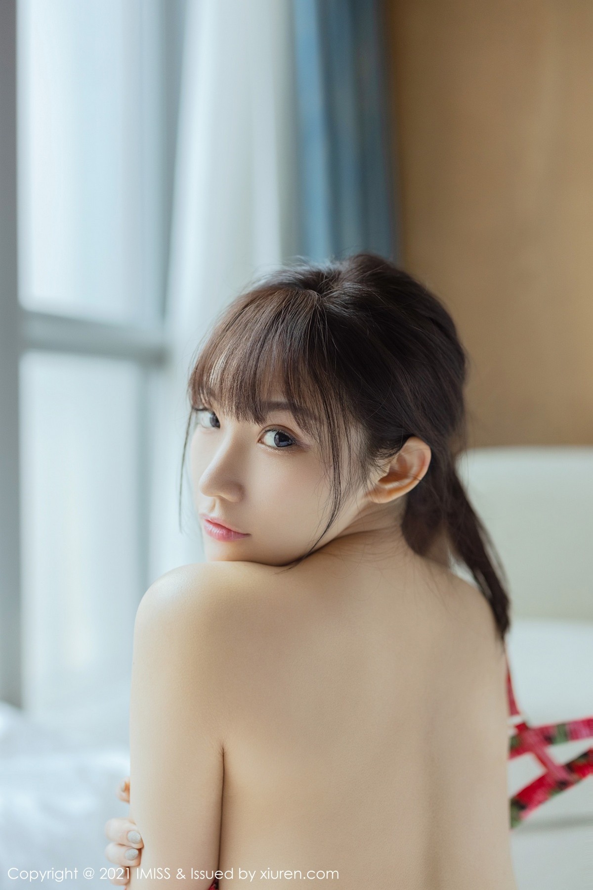 Jpxgyw.com_[IMISS爱蜜社]Vol.574_嫩模小狐狸Kathryn私房床上鲜艳诱人内衣秀完美身材诱惑写真80P