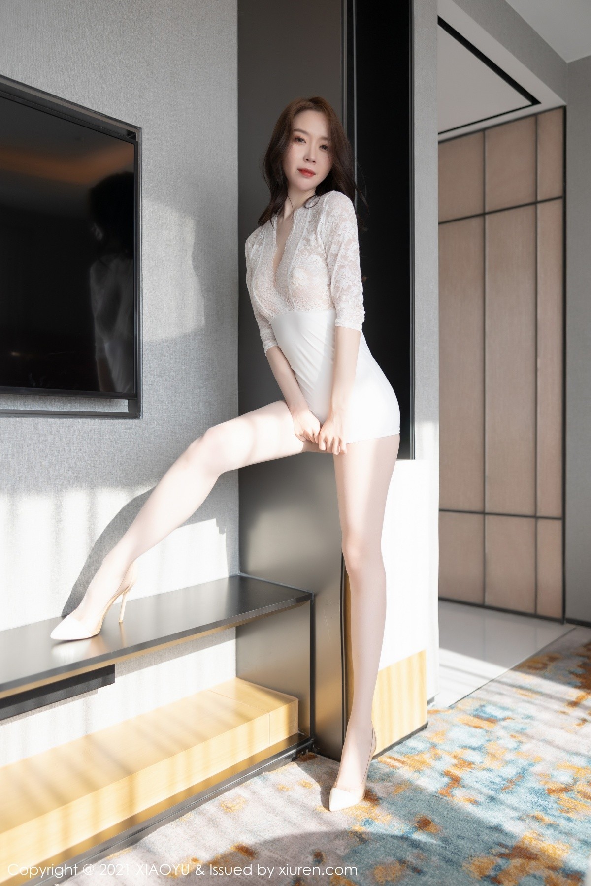 Jpxgyw.com_[XiaoYu画语界]Vol.615_模特梦心月私房缕空短裙露无内肉丝裤袜秀翘臀美腿诱惑写真52P