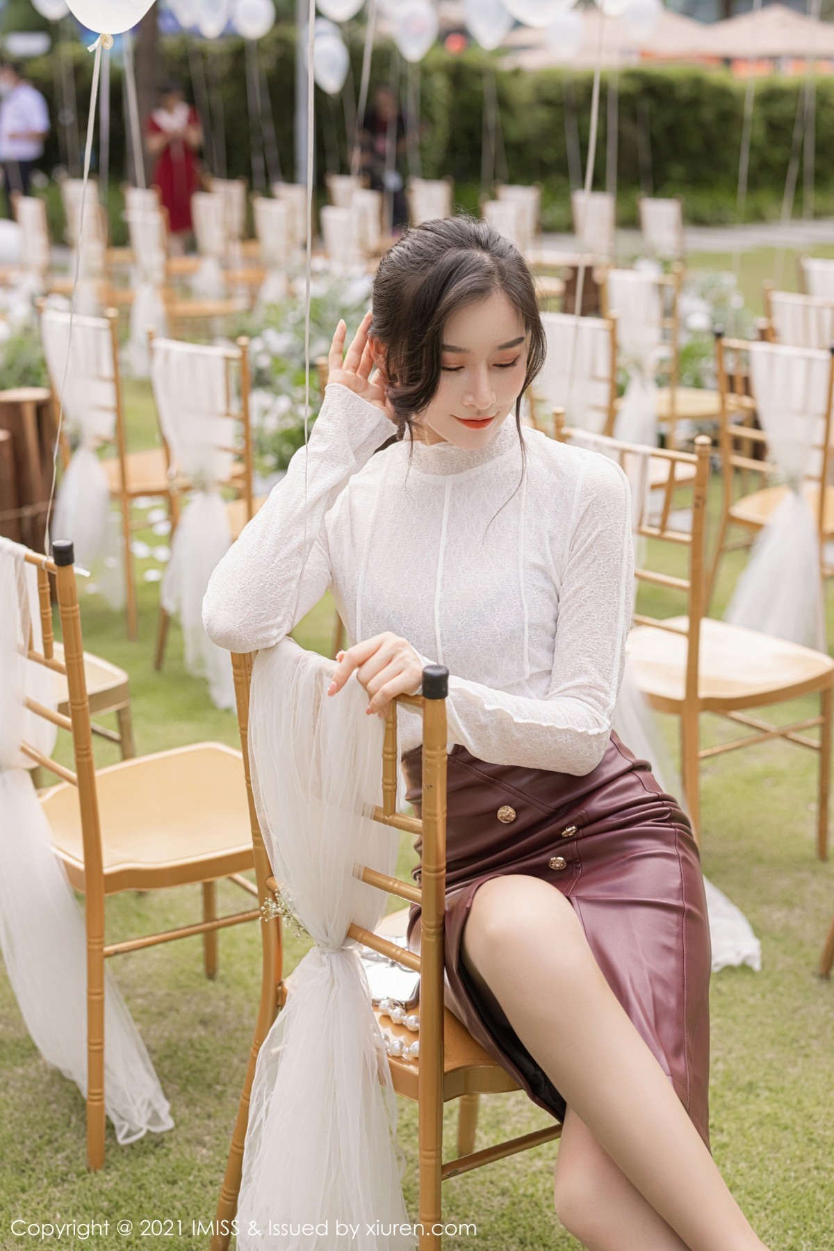 Jpxgyw.com_[IMISS爱蜜社]Vol.630_气质美女Vanessa私房半脱露性感透视内衣秀完美身材诱惑写真67P
