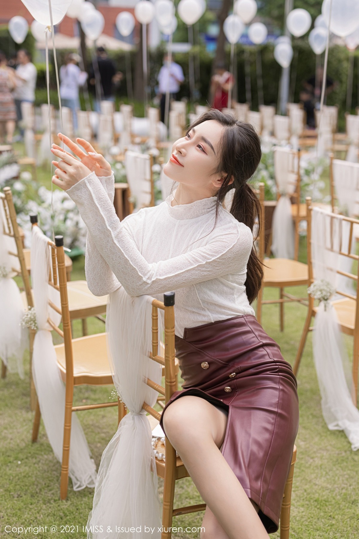 Jpxgyw.com_[IMISS爱蜜社]Vol.630_气质美女Vanessa私房半脱露性感透视内衣秀完美身材诱惑写真67P
