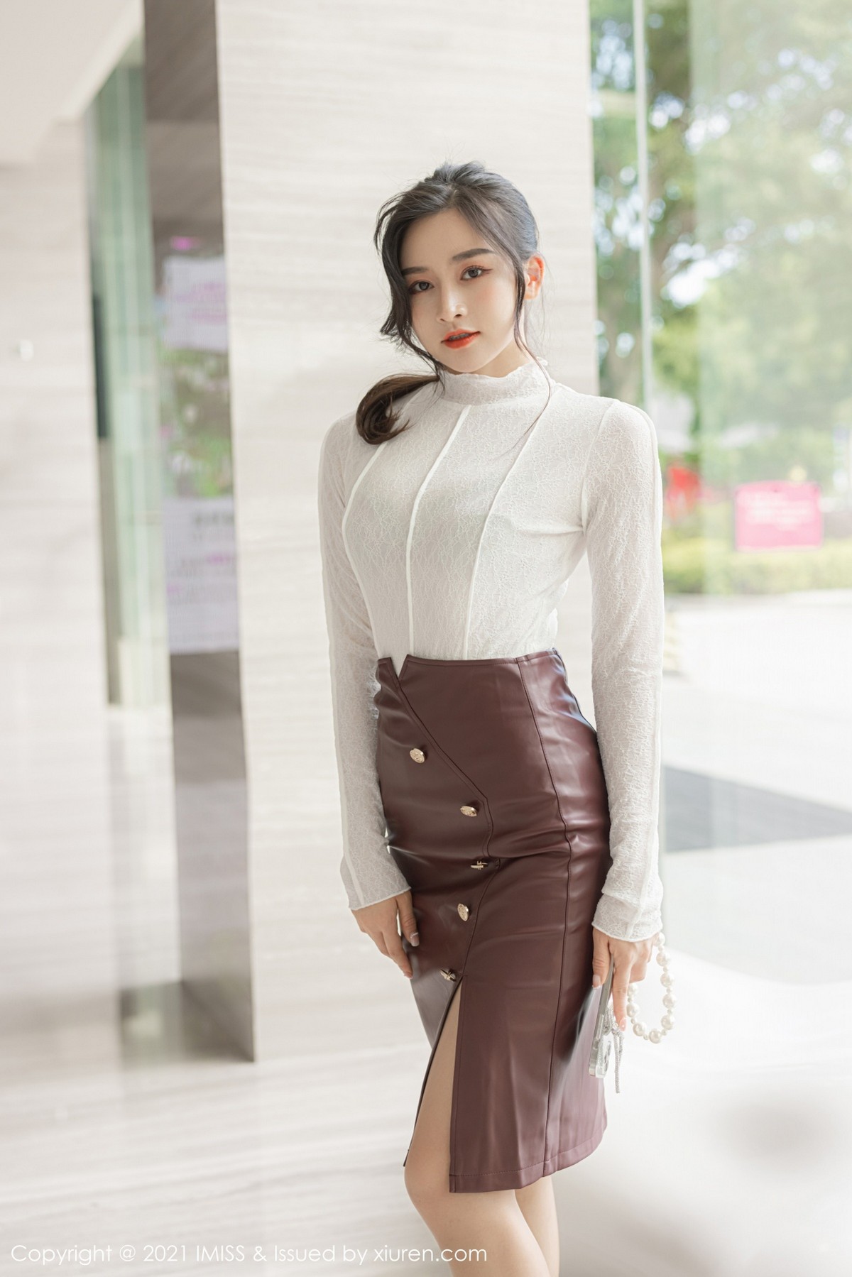 Jpxgyw.com_[IMISS爱蜜社]Vol.630_气质美女Vanessa私房半脱露性感透视内衣秀完美身材诱惑写真67P