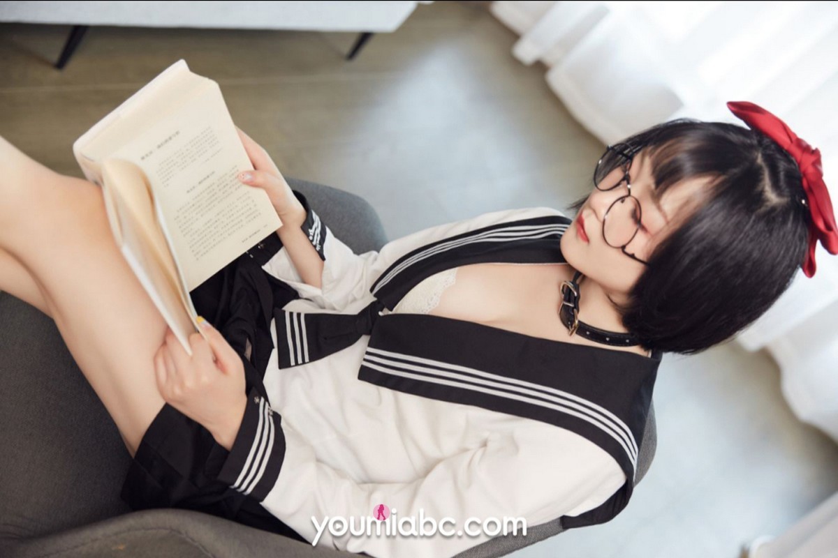 Jpxgyw.com_[YouMi尤蜜]Vol.717_模特龙女宝宝家教秘密教学主题私房半脱露完美身材诱惑写真61P