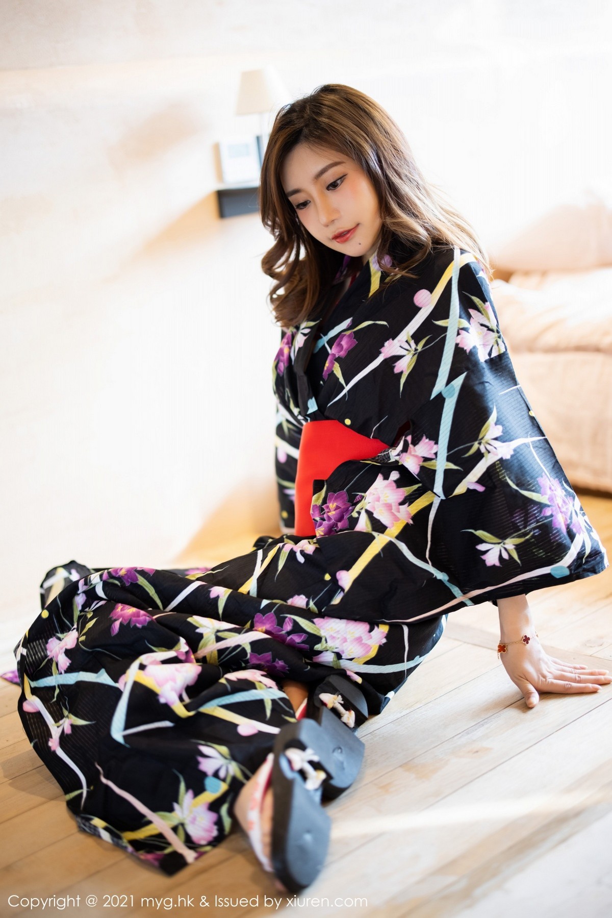 Jpxgyw.com_[MyGirl美媛馆]Vol.594_女神绮里嘉Carina长三角旅拍私房情趣捆绑露豪乳遮点诱惑写真72P