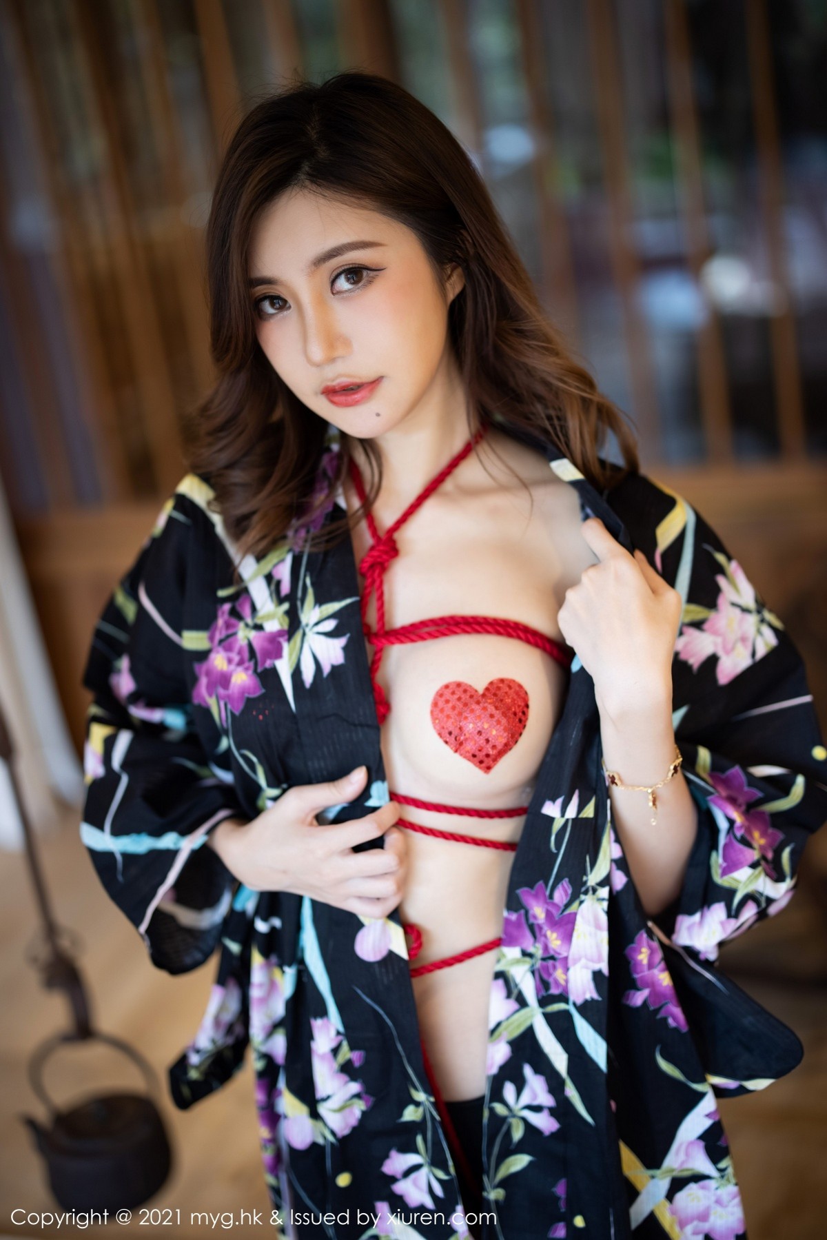 Jpxgyw.com_[MyGirl美媛馆]Vol.594_女神绮里嘉Carina长三角旅拍私房情趣捆绑露豪乳遮点诱惑写真72P